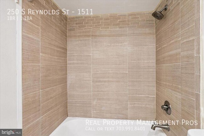 Building Photo - 250 S Reynolds St