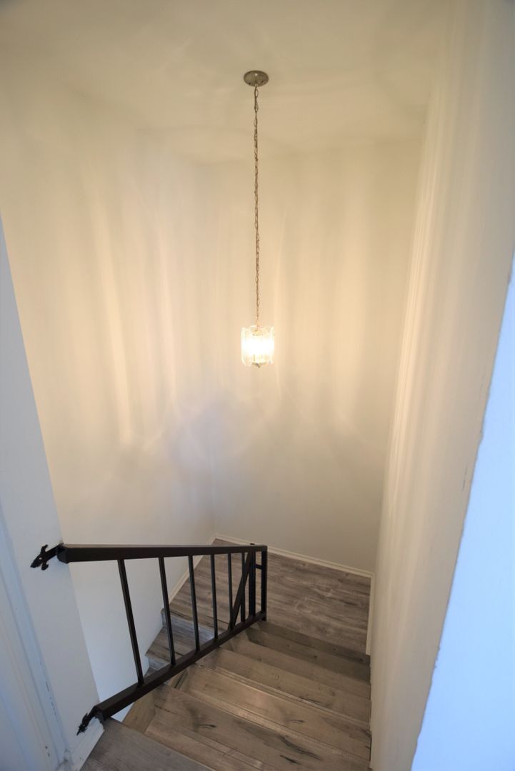 Building Photo - 24822 Walnut St