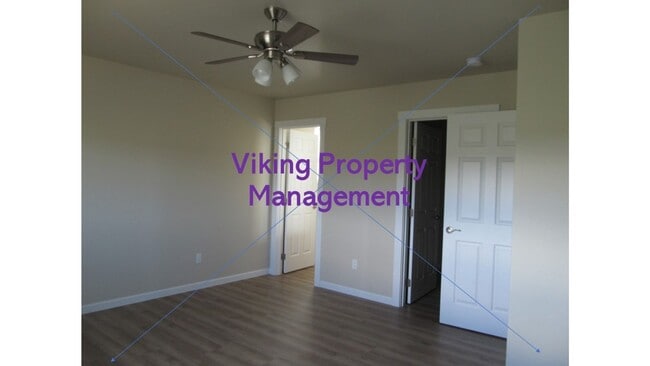 Building Photo - 1370 NW Breann Loop