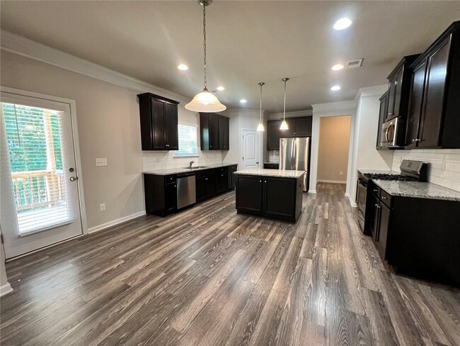 Building Photo - 185 Cherokee Reserve Cir