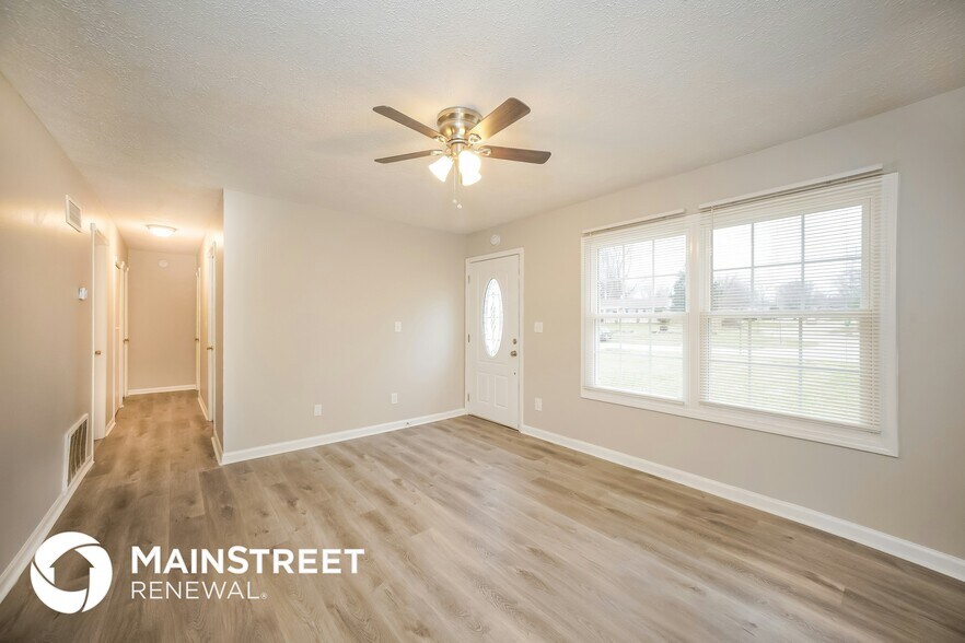 Building Photo - 51 Sunset Mnr Dr