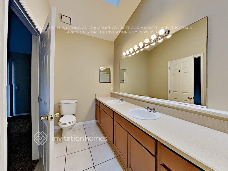 Building Photo - 1453 Sugarberry Ln