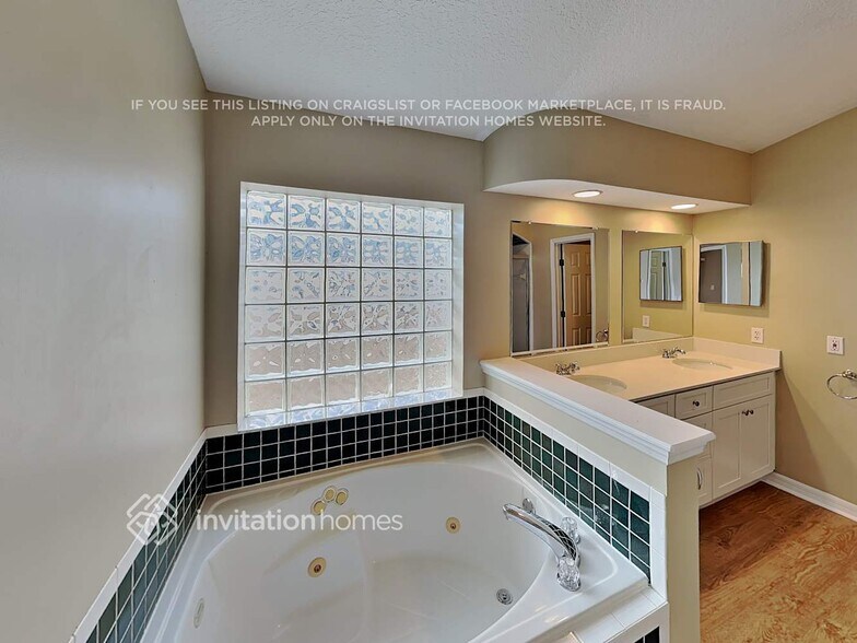 Building Photo - 144 Needlewood Loop