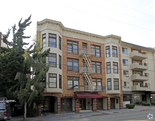 Primary Photo - Park Lane Apartments