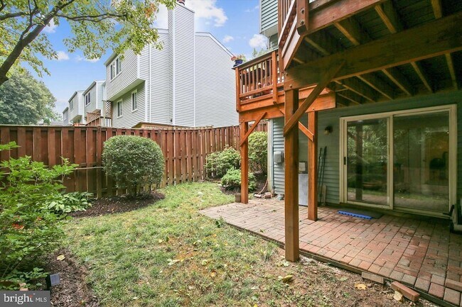 Building Photo - 2115 Preston Square Ct