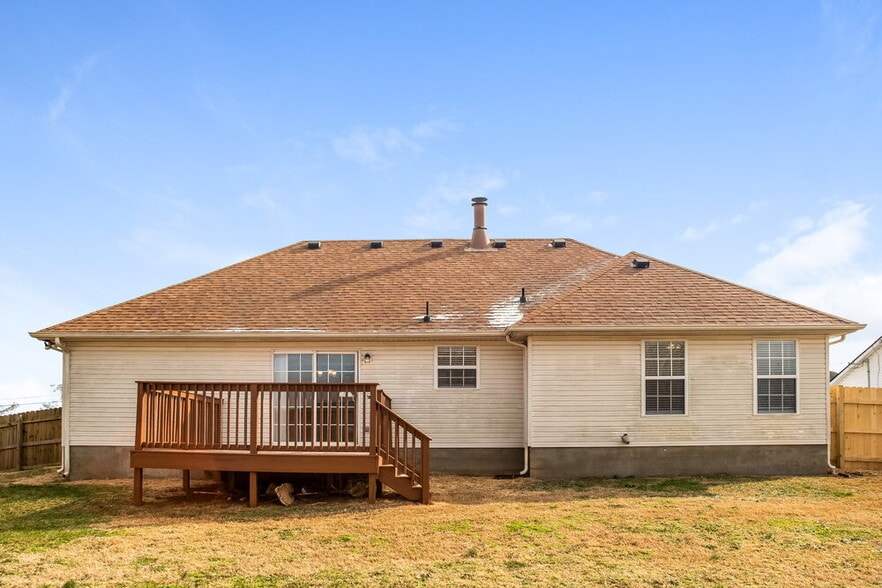 Building Photo - 517 Hackney Dr