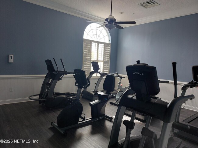 Building Photo - 4958 Key Lime Dr