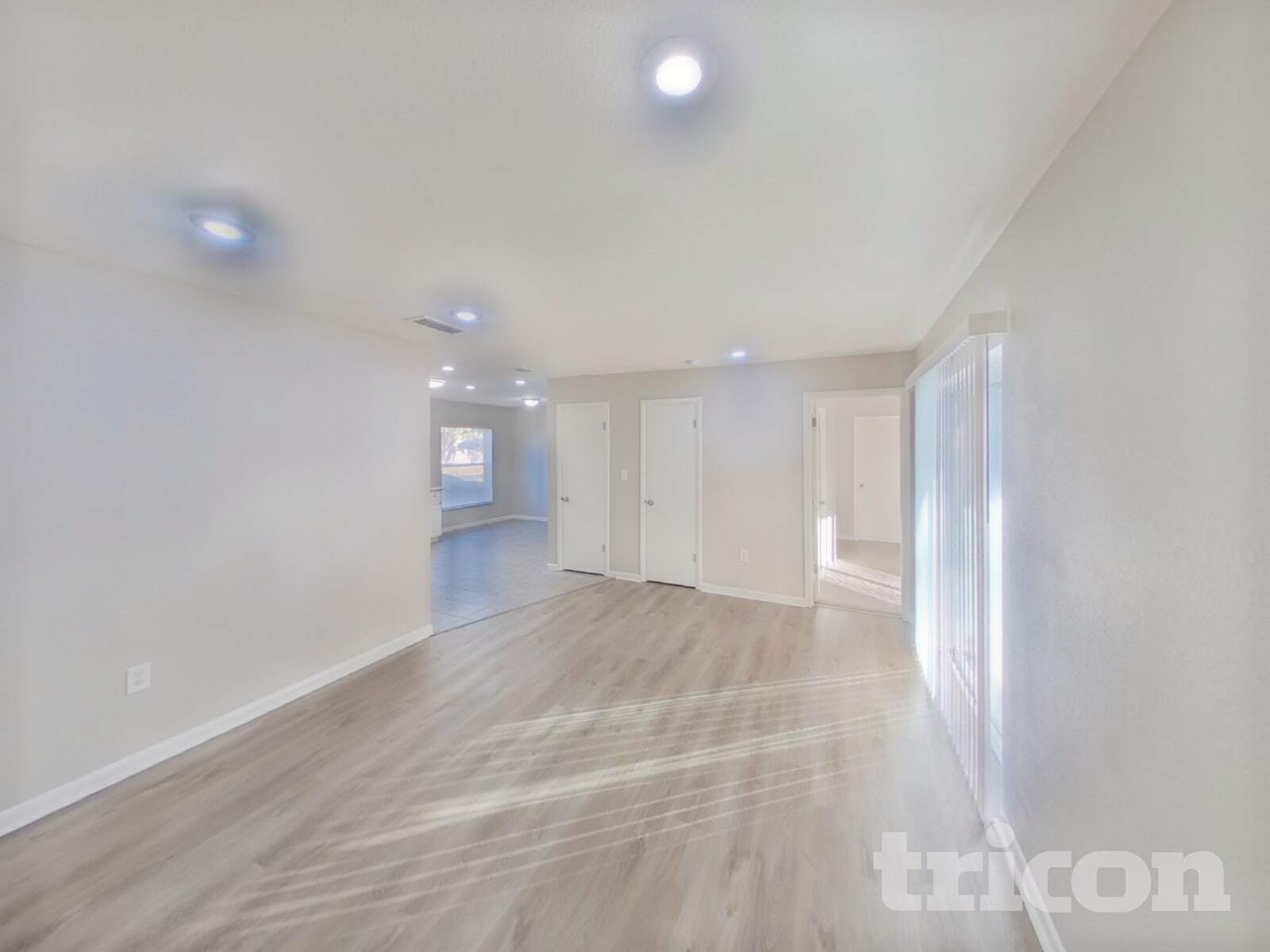 Building Photo - 1408 Highview Rd