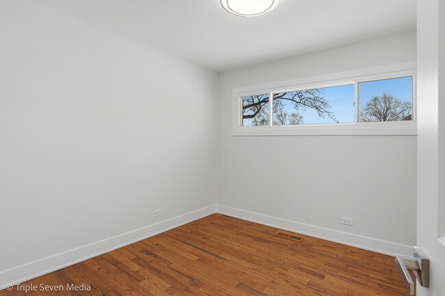 Building Photo - 505 Geronimo St