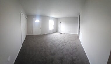 Building Photo - 320 Harry S Truman Dr