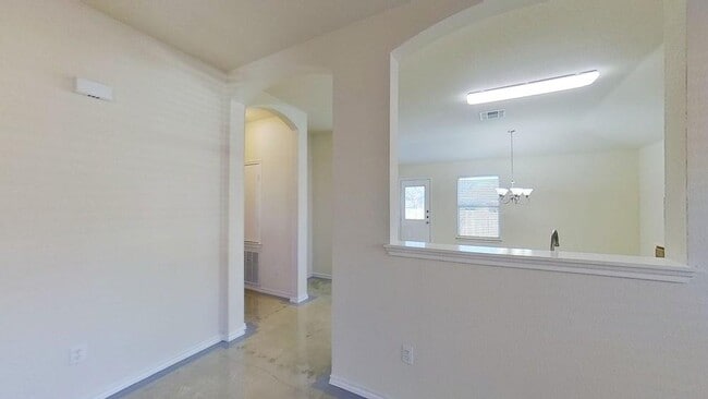Building Photo - 111 Carol Ave