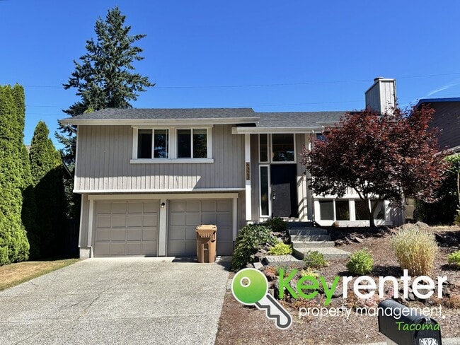 Primary Photo - North Tacoma home located in Cul-De-Sac an...