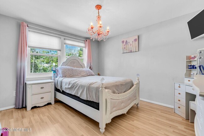 Building Photo - 22 Collingwood Rd