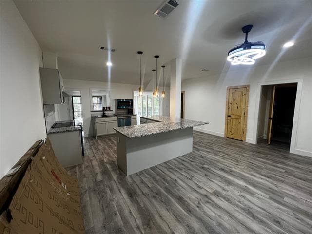 Building Photo - 208 Cliffdale Ave