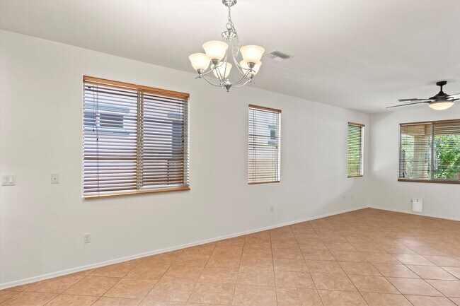 Building Photo - 8623 N Western Juniper Terrace