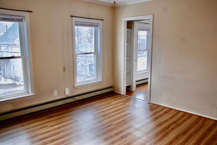 Building Photo - 17 Hanover