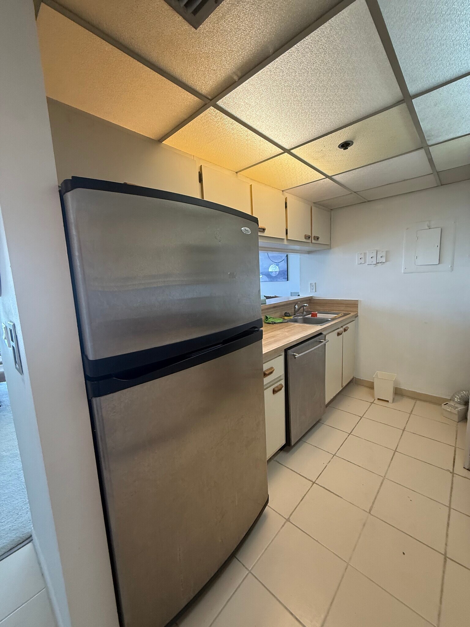 Building Photo - 7601 E Treasure Dr