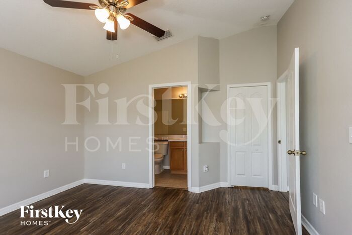 Building Photo - 928 Seminole Sky Dr