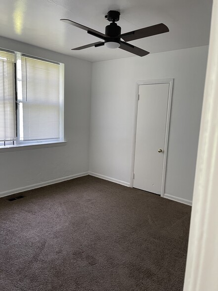Bedroom 2 - 5300 Mitchell St