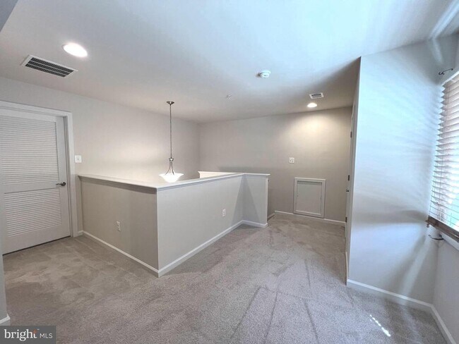 Building Photo - 2634 Dragon Fly Way