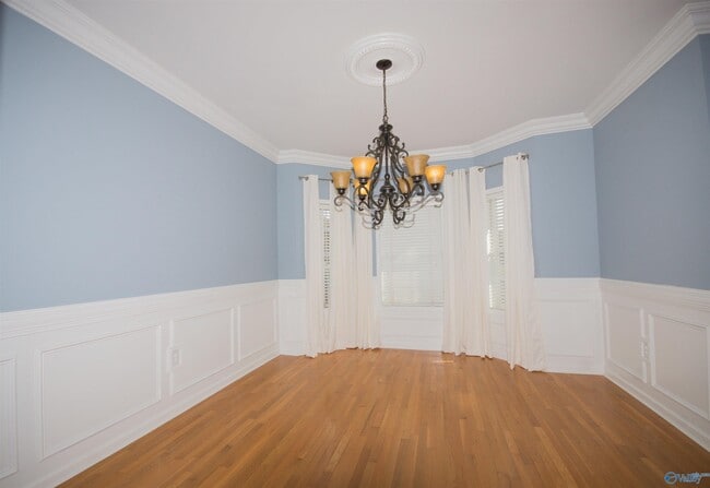 Building Photo - 104 Lancaster Ct SW