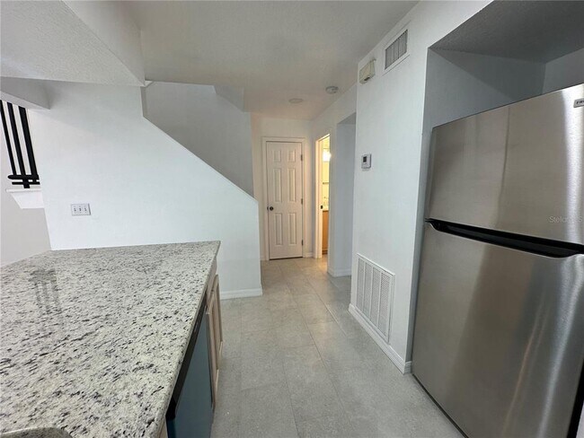 Building Photo - 1817 Townhall Ln