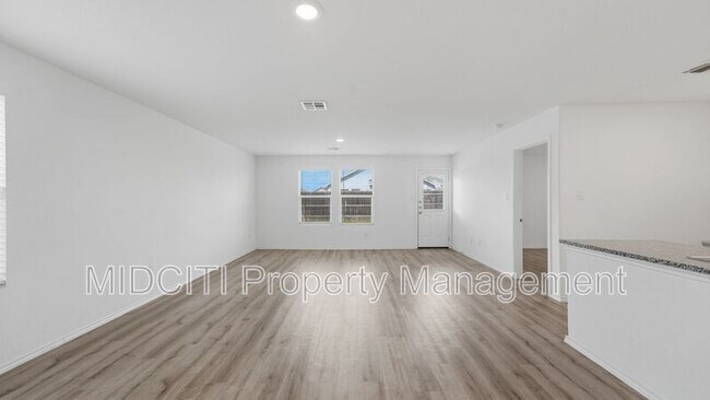 Building Photo - 466 Fairy Duster Dr