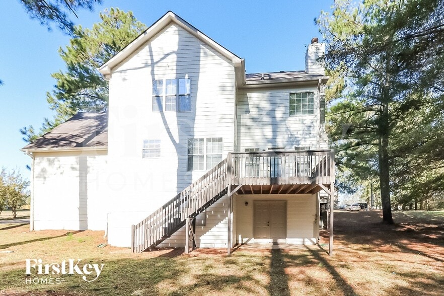 Building Photo - 5829 Millers Pond Ln