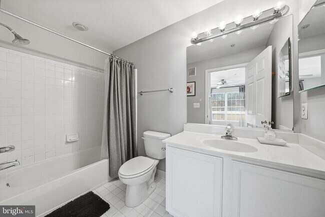 Building Photo - 6603 Netties Ln