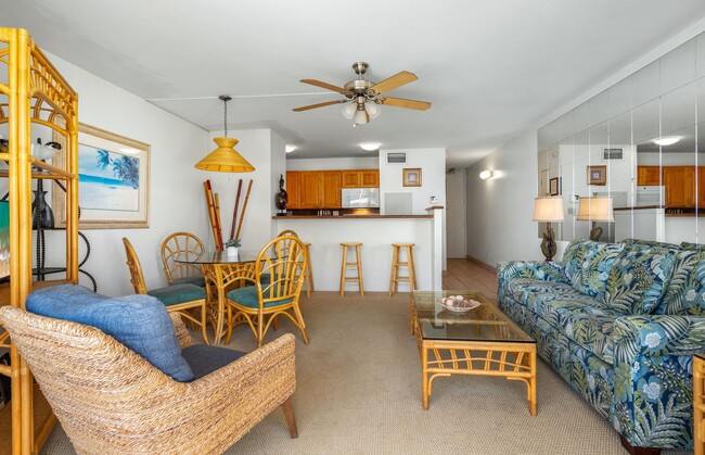 Building Photo - BeachFront Furnished Condo at Sugar Beach Resort, 1 Bed / 1 Bath with Ocean Views!