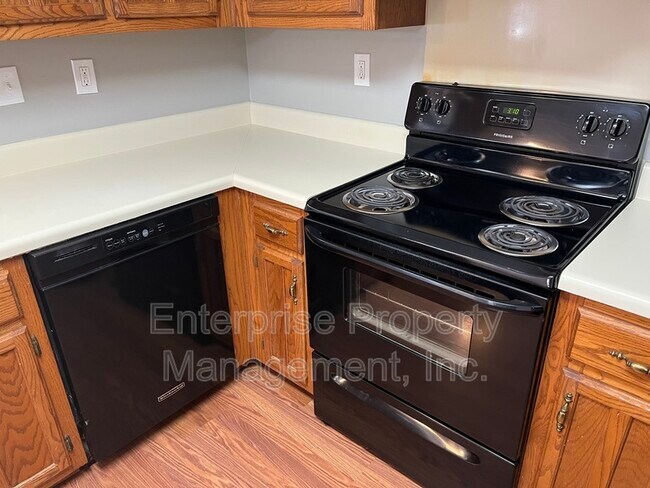 Building Photo - 3061 Ultragreen Ln