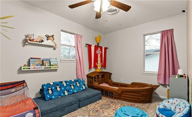 Building Photo - Cute 3-bedroom 2-bathroom house in Cove! HOUSING ACCEPTED!
