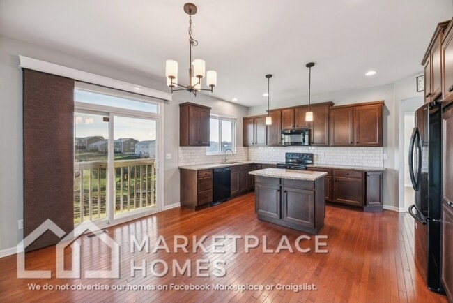 Building Photo - 2807 Bentwood Dr