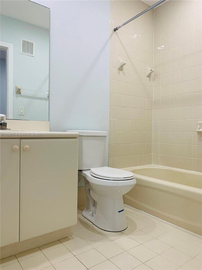 Building Photo - 17800 NW 73rd Ave