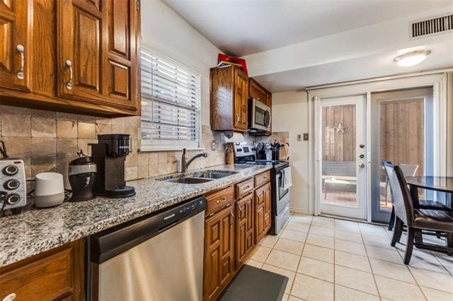 Building Photo - 3427 San Jacinto St