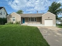 Building Photo - Coming Soon!!! Morton Meadows- 3 Bedroom, 2 Bathroom.