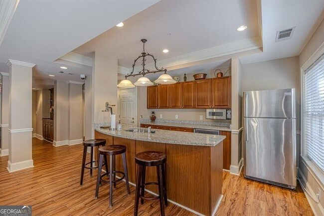 Building Photo - 3275 Lenox Rd NE