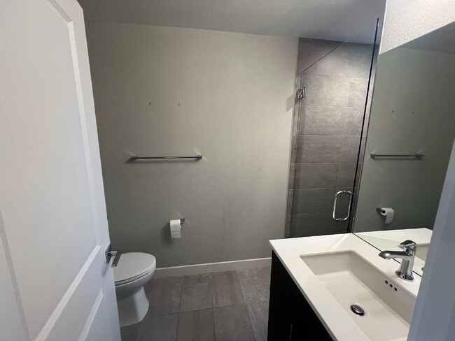 Building Photo - 3822 Zenobia St