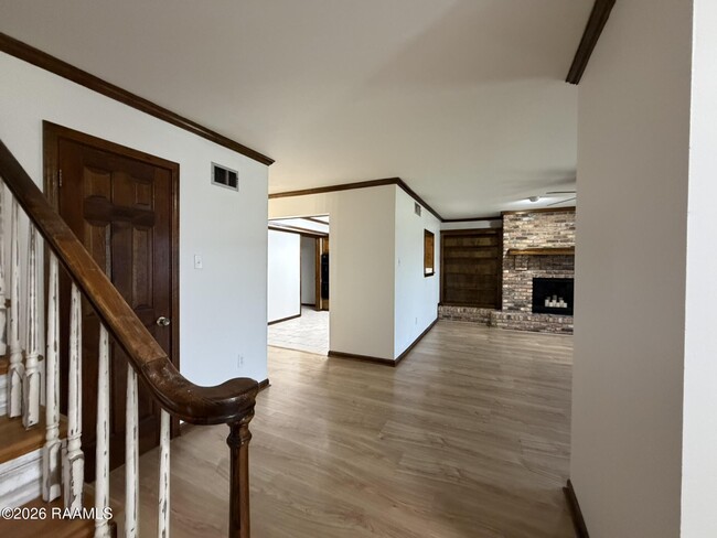 Building Photo - 204 Dublin Cir