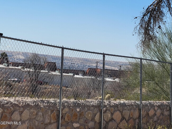 Building Photo - 7213 Alto Rey Ave