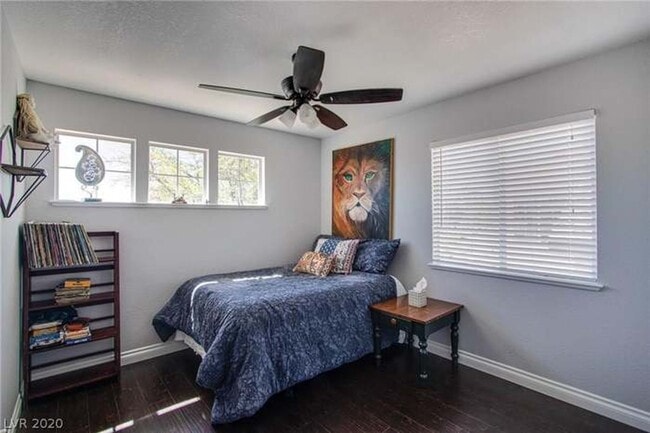 Building Photo - Summerlin Beauty! Unfurnished