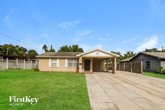 Building Photo - 425 Hampton Ave