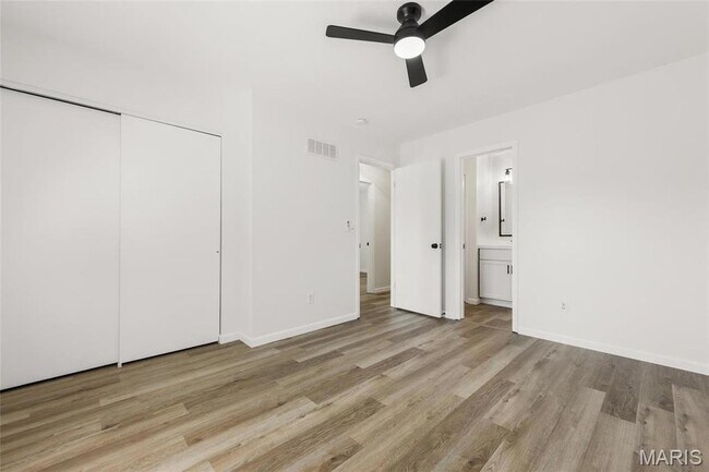 Building Photo - 32 Laura Dr