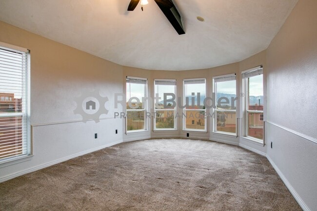 Building Photo - CALL US TODAY AT (505) 808-6467 TO SCHEDULE A VIEWING AND MAKE THIS YOUR NEW HOME!!