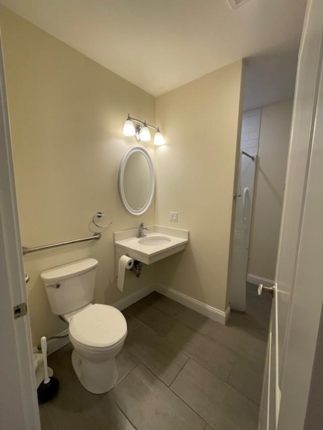 Building Photo - 1664 Dorchester Ave