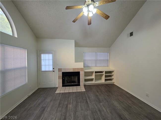 Building Photo - 6561 Avon Ct