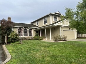 Building Photo - 381 St Andrews Ln