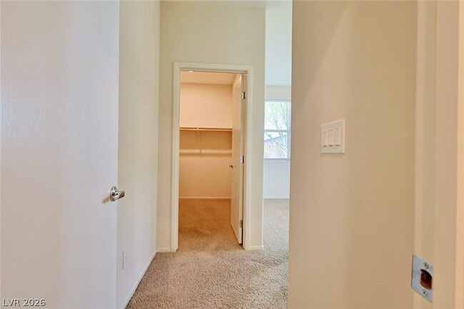 Building Photo - 2124 Del Aqua Ave