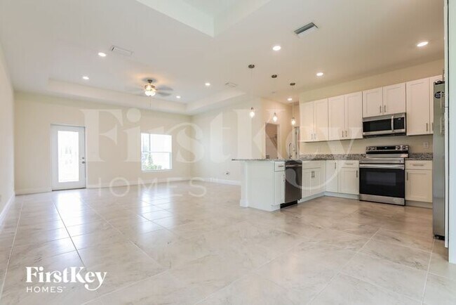Building Photo - 4594 Flamlau Ave
