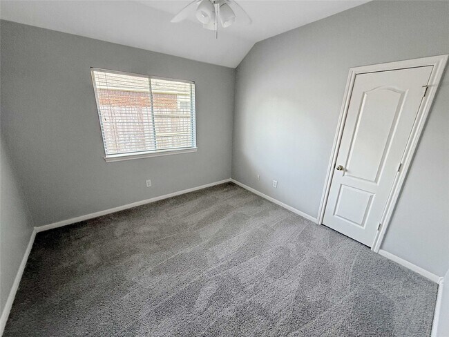 Building Photo - 14219 Kenson Ln